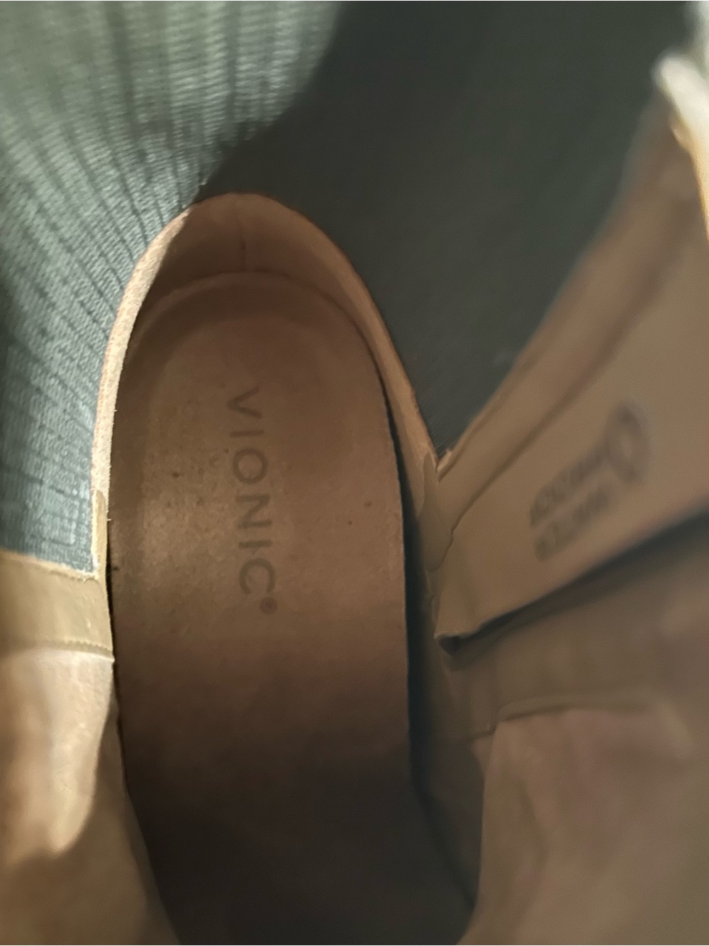Vionic Women's Tan Ankle Boots